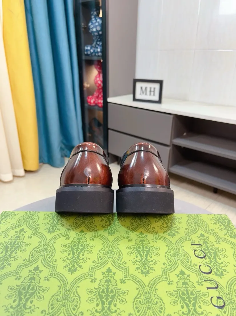 Men's men's shoes💰560🌹🌹Niuli [GUCCI] Formal men's leather shoes [strong][strong][strong] New model coming ~ original quality ☺The upper is imported from Italy with open edges, the leather is soft and delicate, and the wear-resistant and non-slip combination outsole is dignified and domineering, and the luxury charm is unobstructed! The natural and free nouveau riche leads the trend. Code number: 38-44